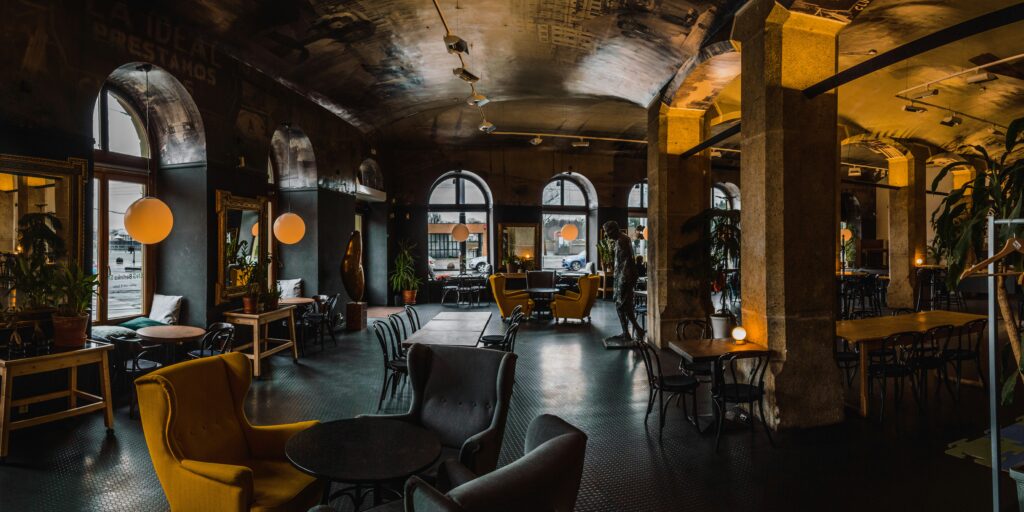 sebastian schuppik h7xtpvbjjs4 unsplash